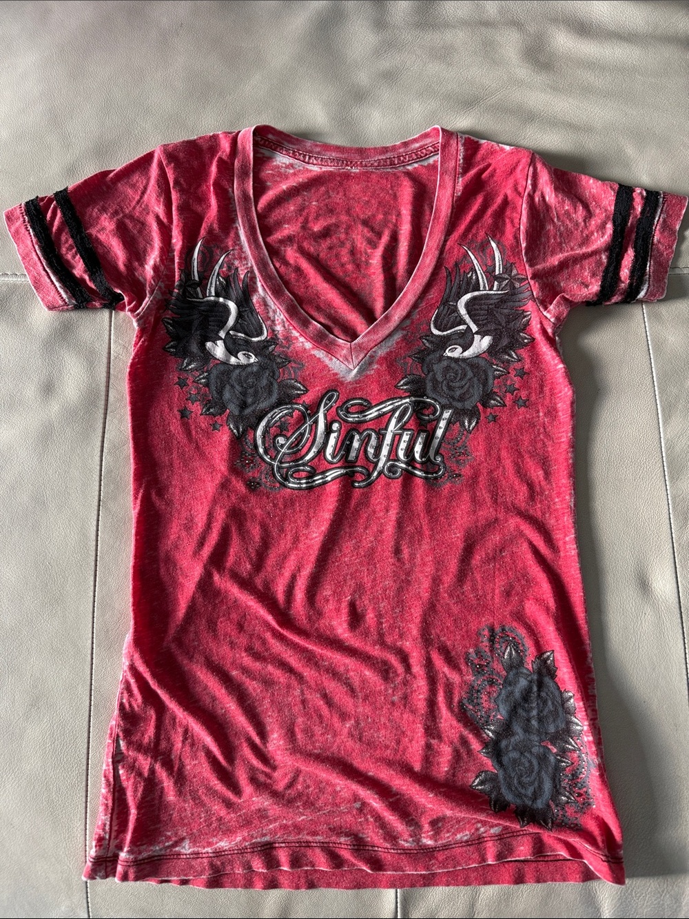 Sinful Women's Red V-Neck Graphic Tee with Black Floral Accents